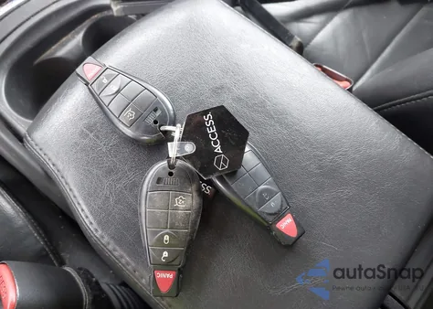 2010 Jeep Commander Sport from USA, damaged, VIN 1J4RG4GK4AC130035